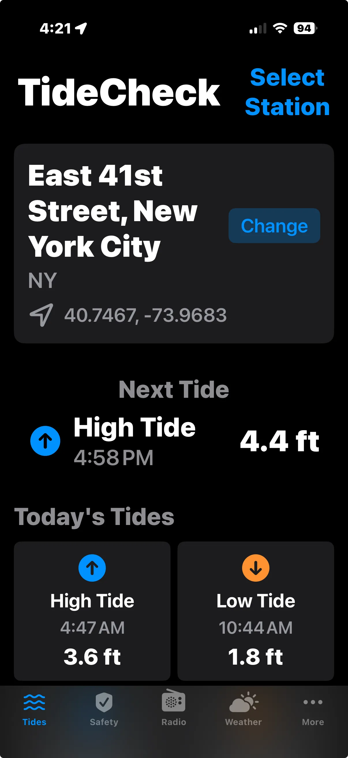The Galaxy’s Guide to Boating app displaying tide information for a selected station.
